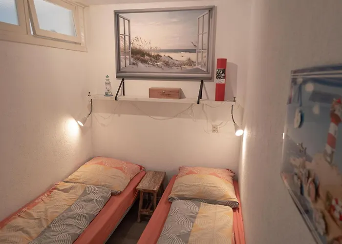 Sunshine אגמונד אן זי